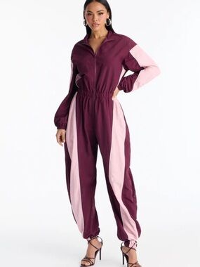Two-Tone Zip Jumpsuit in Burgundy and Light Pink